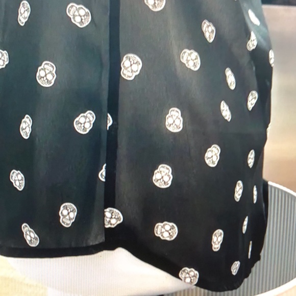 Hot Topic Sheer Skeleton Sleeveless Blouse Black And White tie Collar Small - Picture 5 of 9